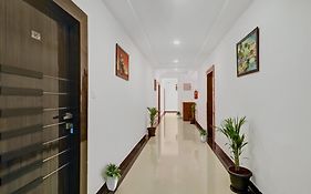 Super Townhouse Rcc Park View Inn